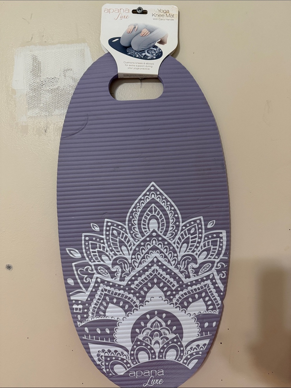 Apana Luxe Lavender Yoga Knee Mat with White Mandala